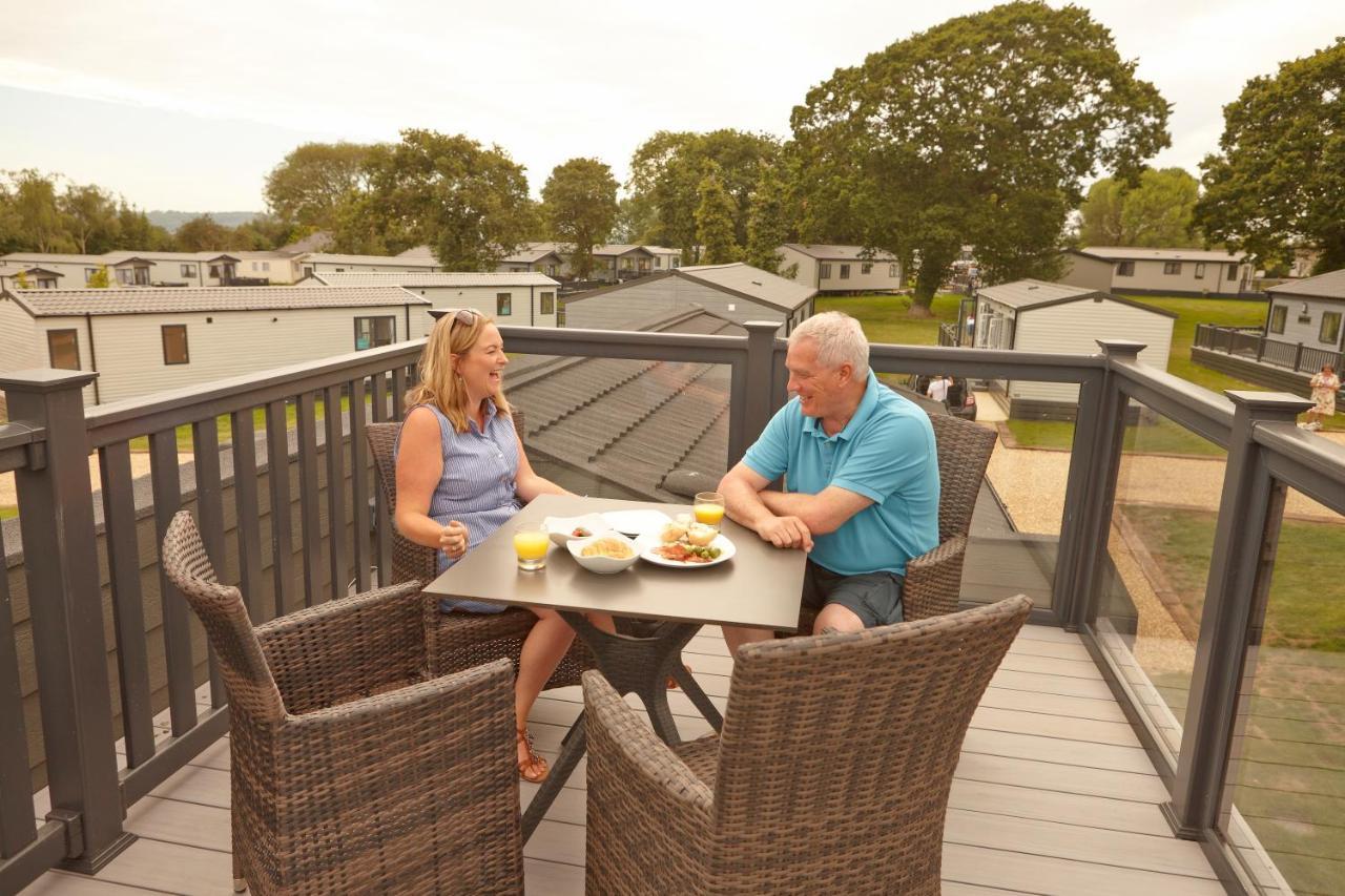 St Helens Coastal Resort Exteriör bild