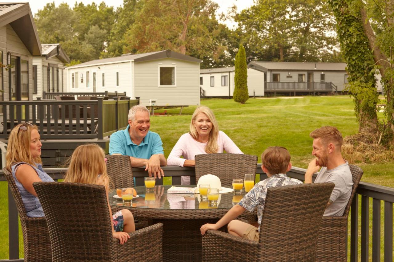 St Helens Coastal Resort Exteriör bild