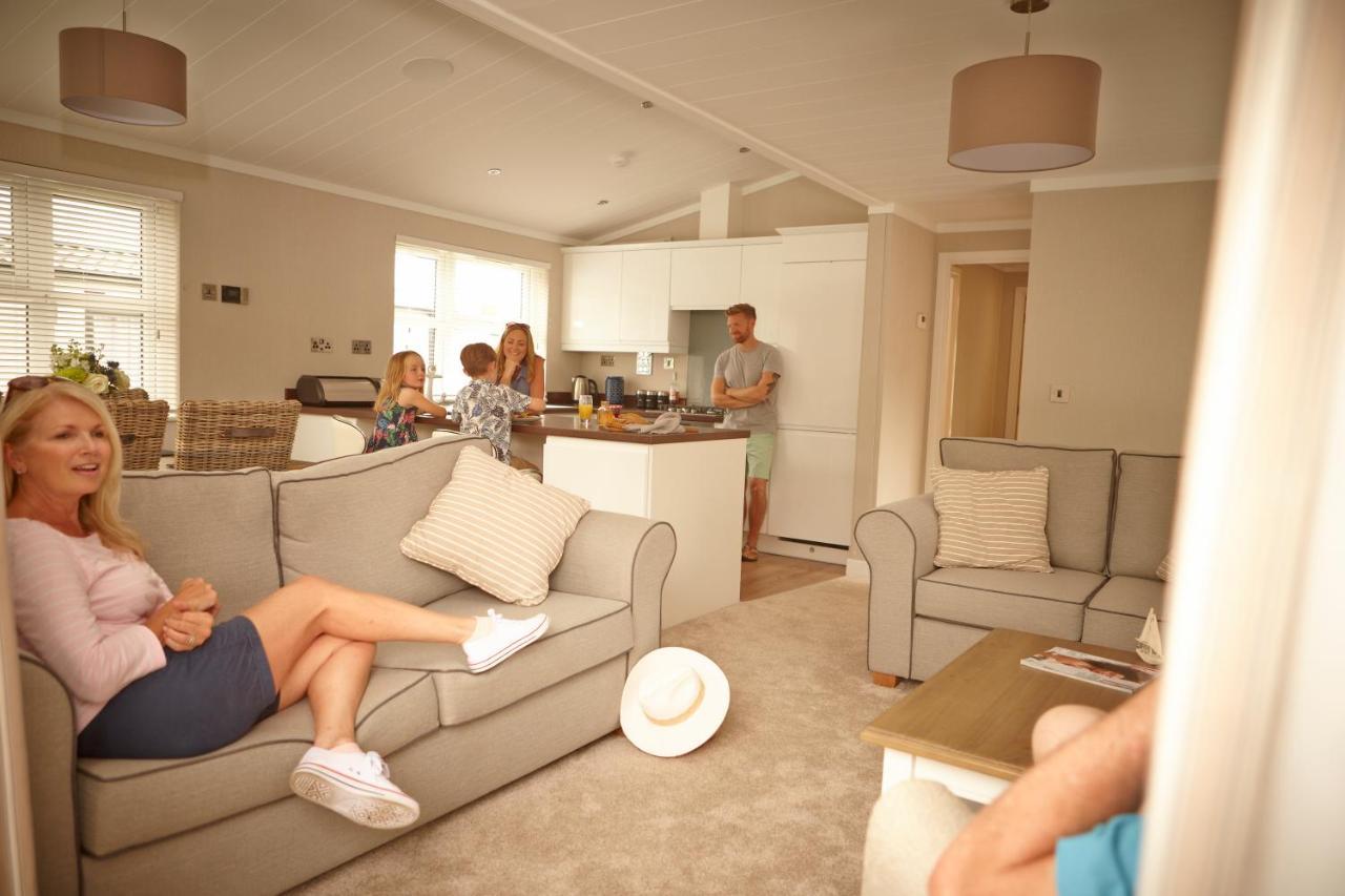St Helens Coastal Resort Exteriör bild